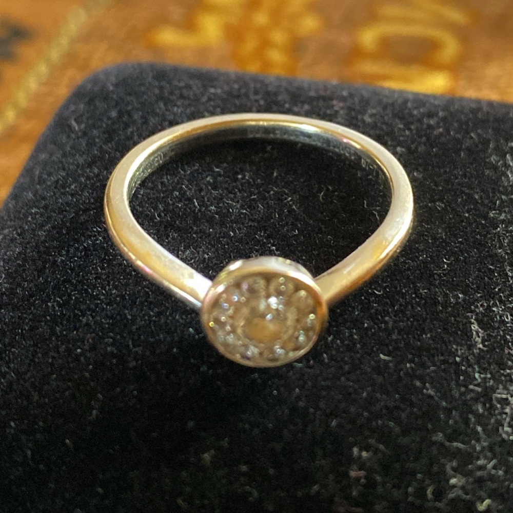 18K/750 WG DIAMOND RING